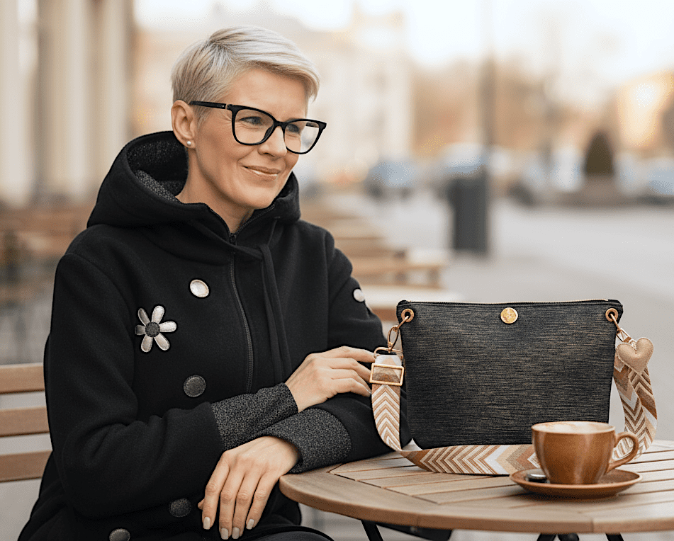 ➞ TUKAJ si oglej PREDSTAVITVE TORBIC ob in na MODELIH ♡ - slika 4