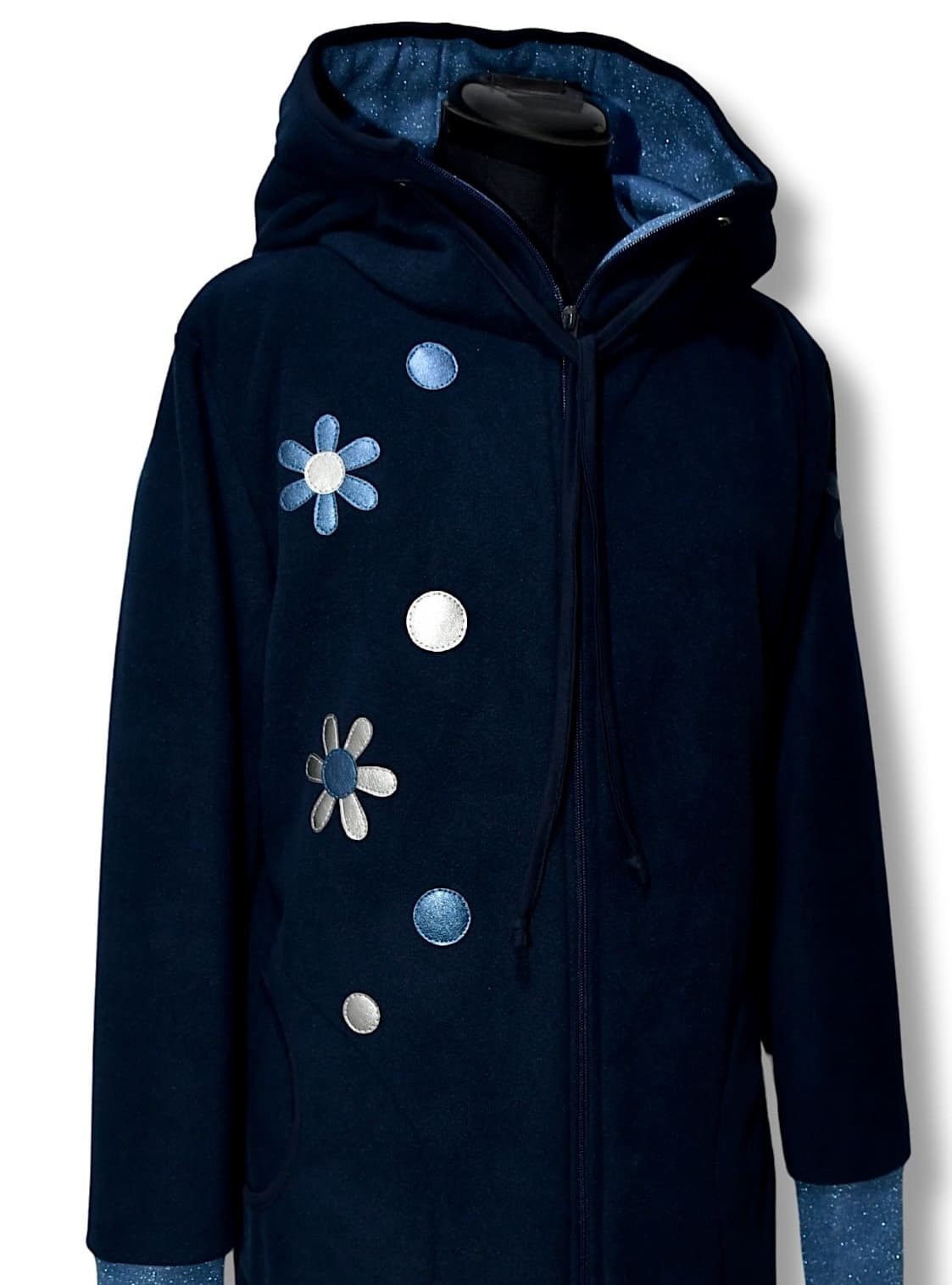 GlemStajl FLIS Hud.i PLAŠČEK ❁ MARJETKE / moder - KRAJŠI - slika 5