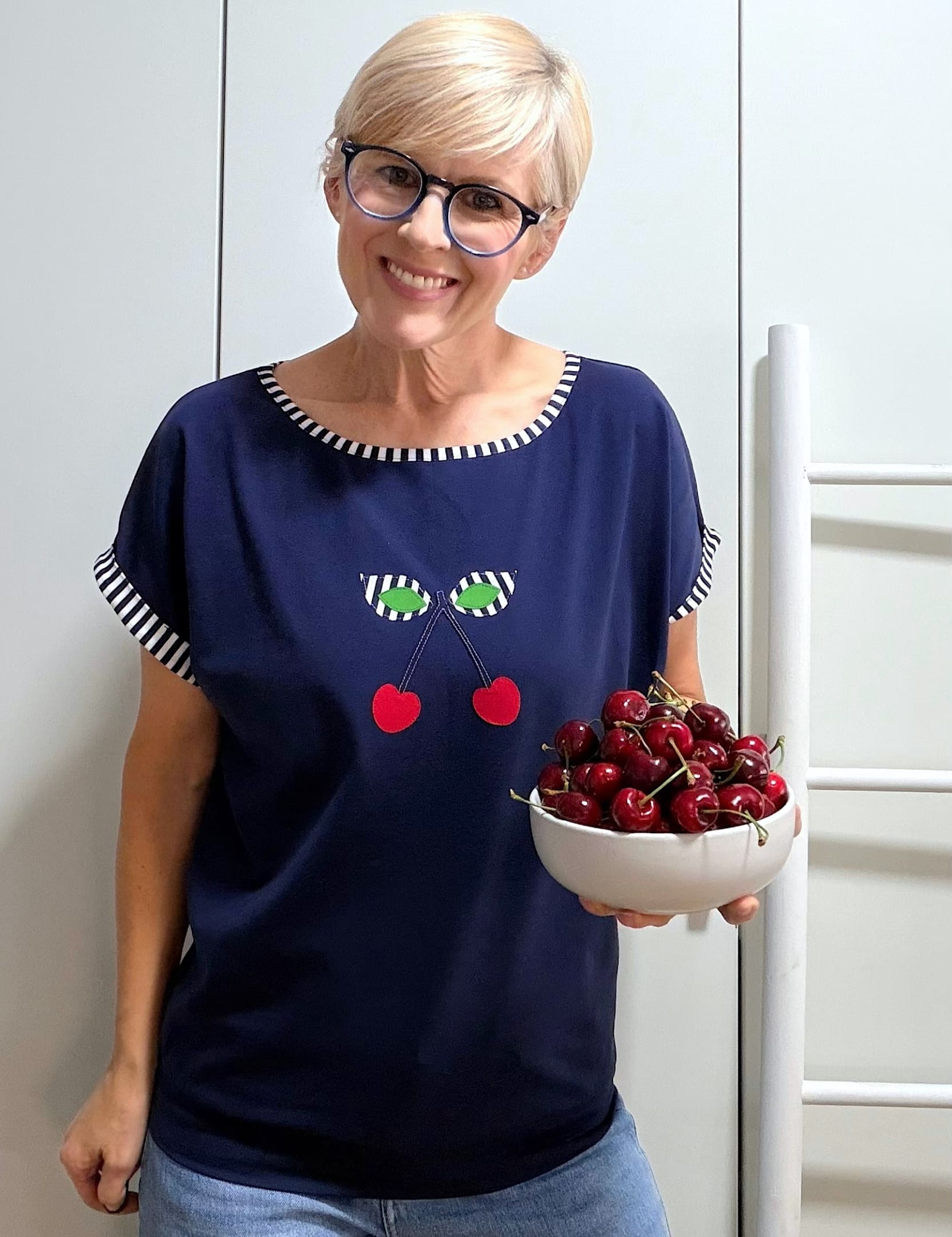 Št. S/M - FriStajl MAJČKA ♡ SRČNE 🍒 - modra - slika 3